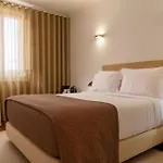 Bed and Breakfast Comfort Charming Cedofeita - Free Parking 4*
