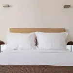 Oda ve Kahvaltı Comfort Charming Cedofeita - Free Parking Porto