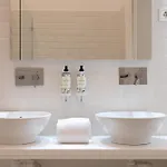 Comfort Charming Cedofeita - Free Parking Bed & Breakfast