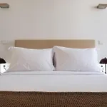 Comfort Charming Cedofeita - Free Parking Oda ve Kahvaltı 4*