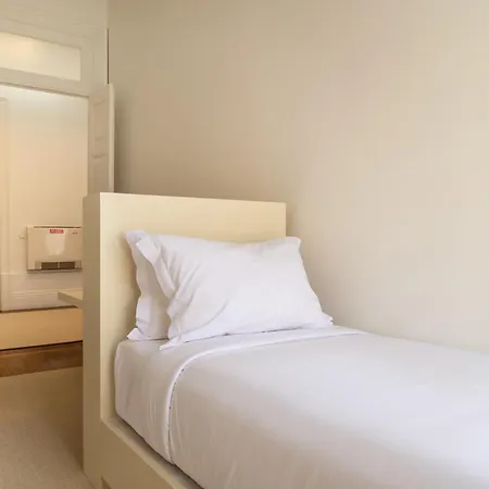 Comfort Charming Cedofeita - Free Parking Bed & Breakfast