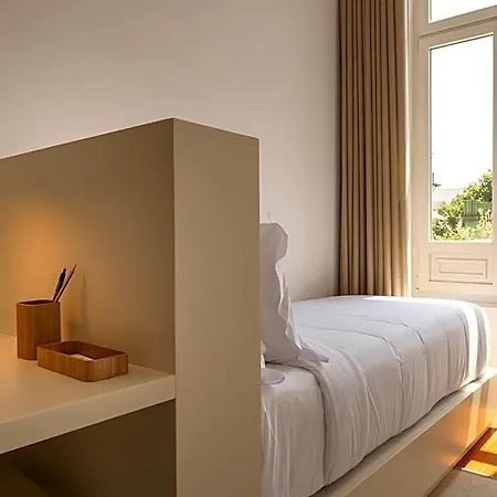 Comfort Charming Cedofeita - Free Parking 波尔图