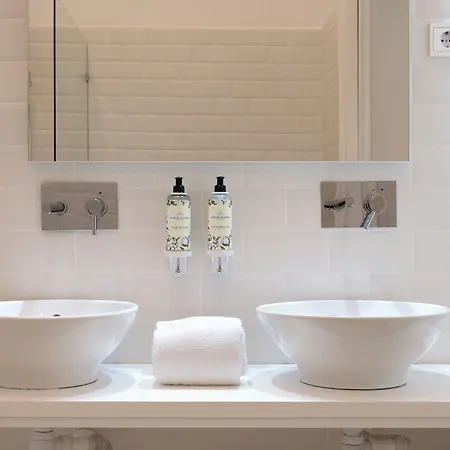 Comfort Charming Cedofeita - Free Parking Bed & Breakfast 4*