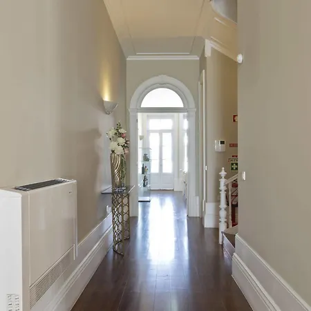 Comfort Charming Cedofeita - Free Parking Porto