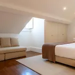 Comfort Charming Cedofeita - Free Parking 4*