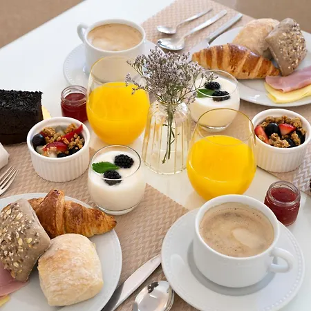 Comfort Charming Cedofeita - Free Parking Bed & Breakfast 4*