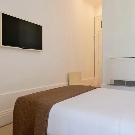 Comfort Charming Cedofeita - Free Parking Bed & Breakfast