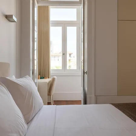 Bed & Breakfast Comfort Charming Cedofeita - Free Parking Porto