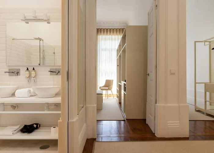 Bed & Breakfast Comfort Charming Cedofeita - Free Parking