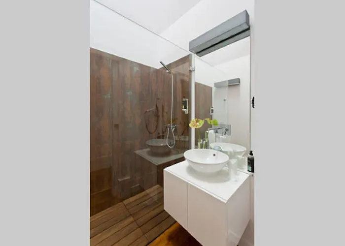 Bed & Breakfast Comfort Charming Cedofeita - Free Parking 4*